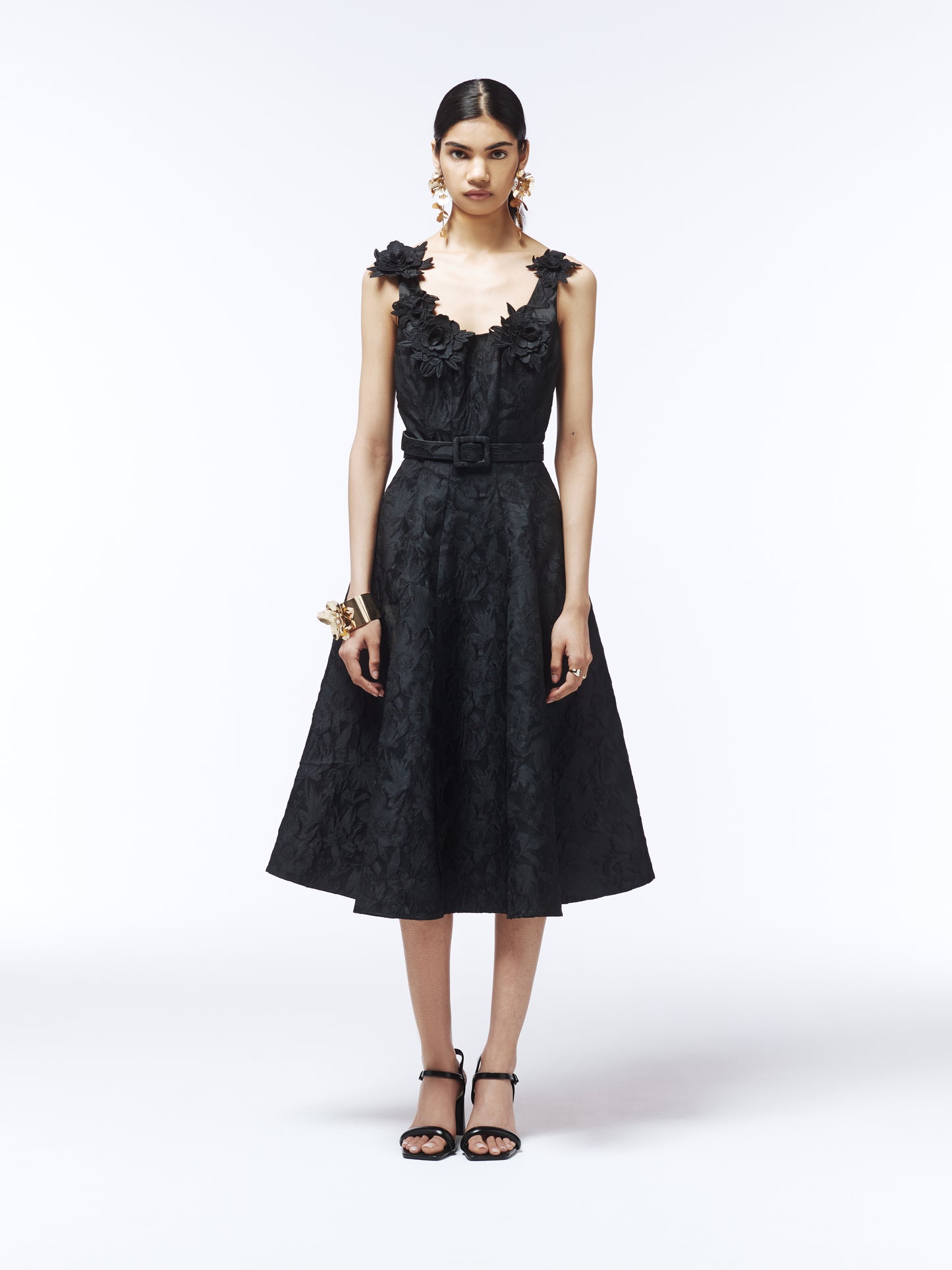 SOUR FIGS 3D floral jacquard midi dress in black with belted waist – elegant eveningwear