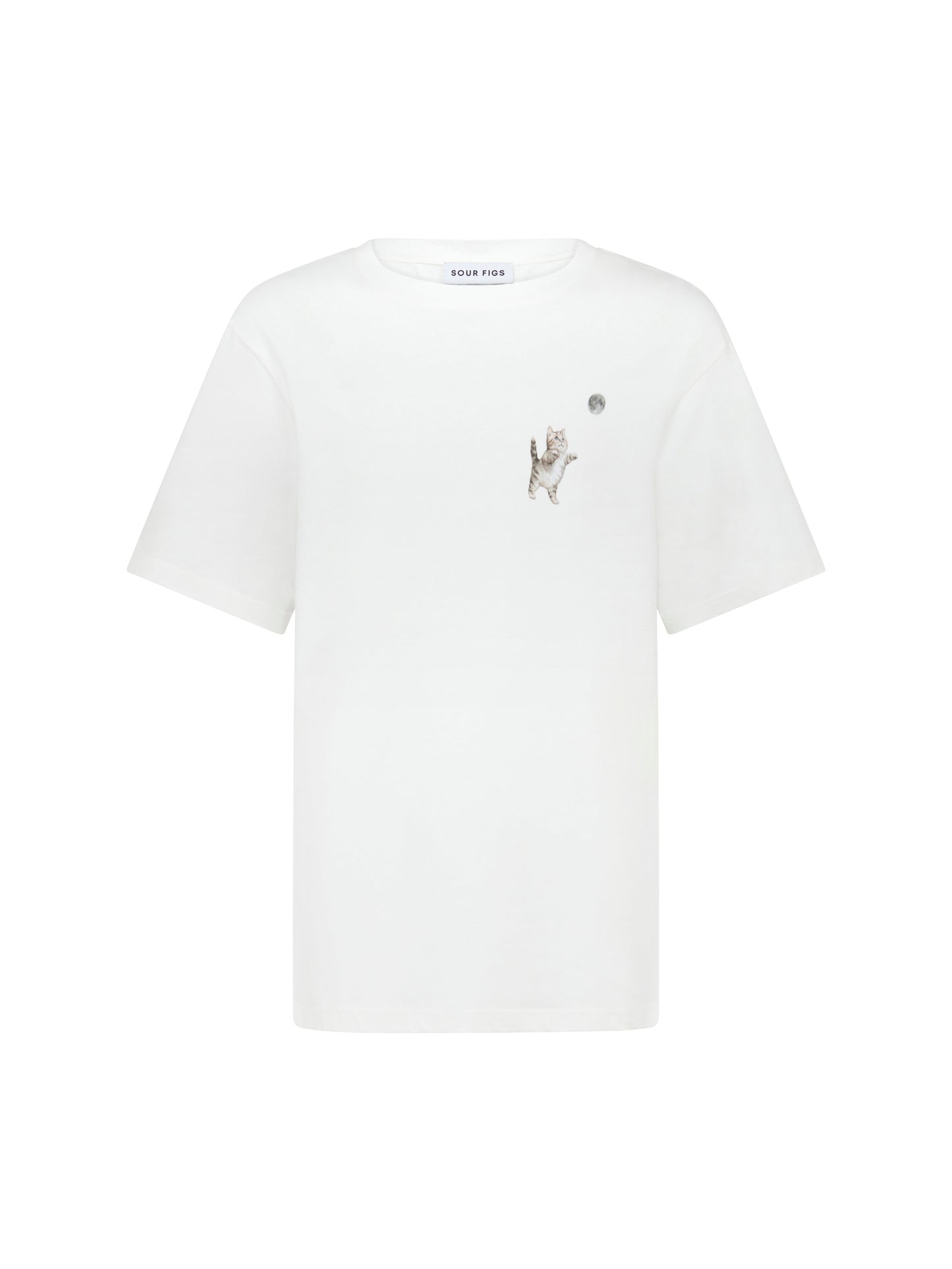 SOUR FIGS white cotton T-shirt with embroidered cat and moon motif on chest.